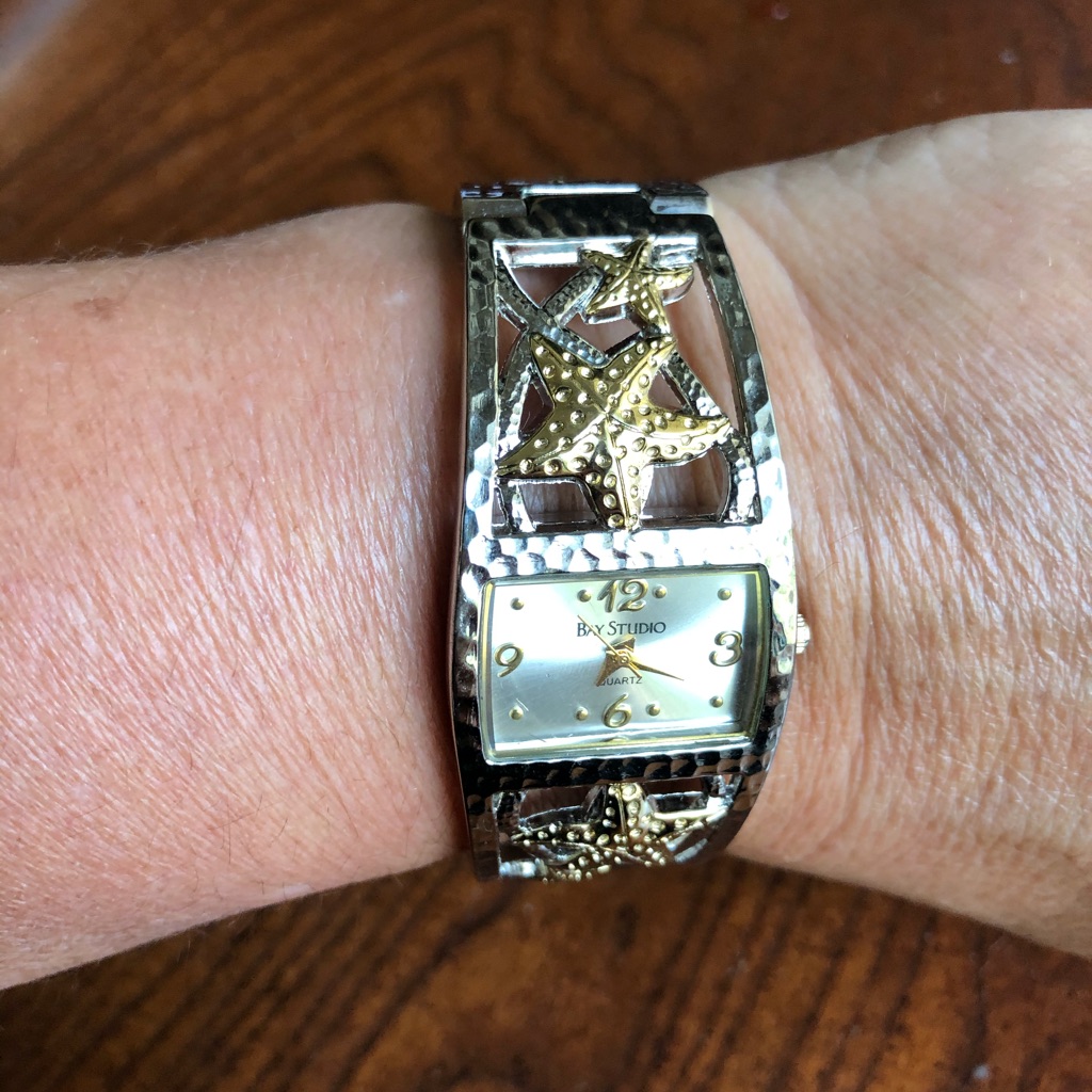 Bay Studio Quartz Gold Silver Watch 18$